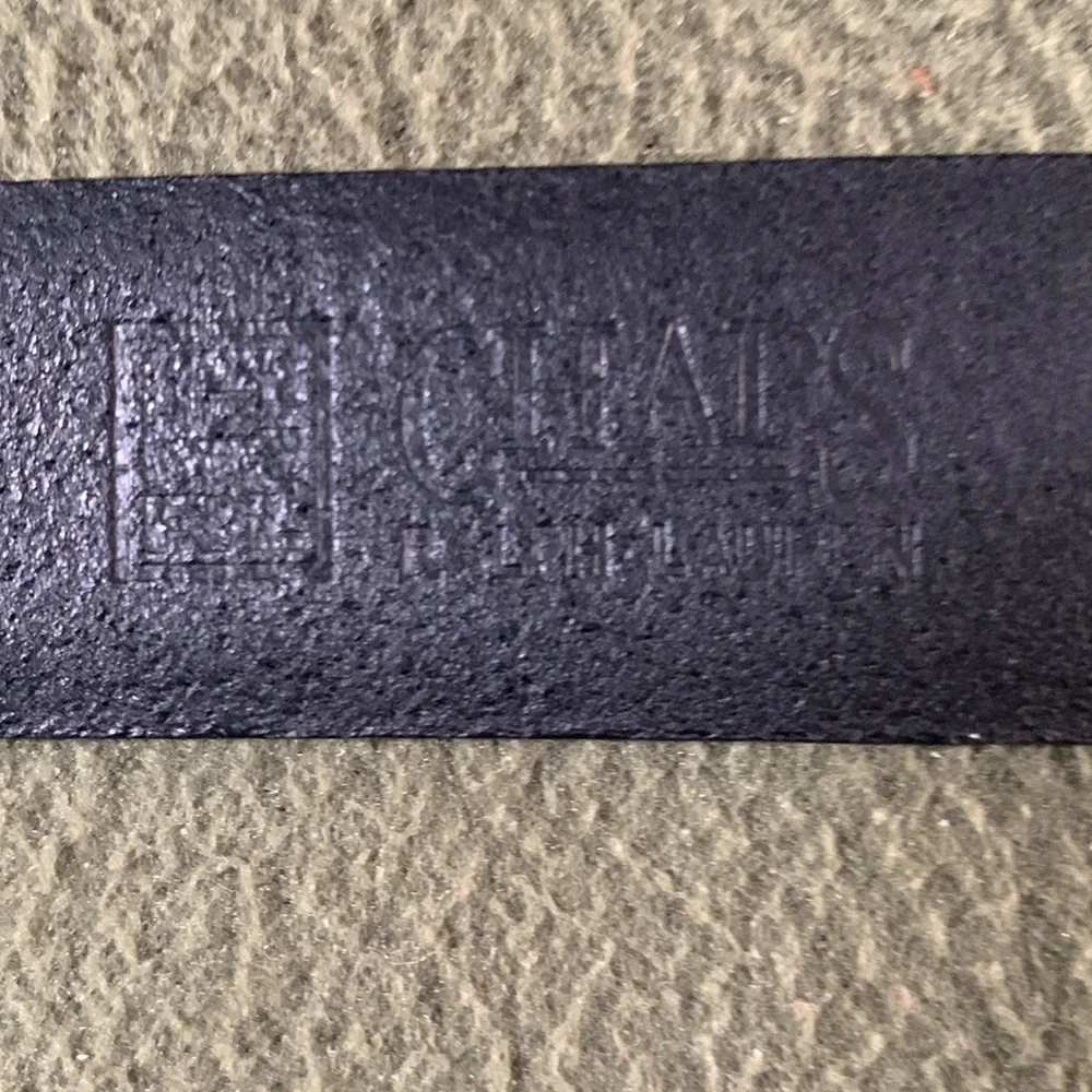 Men’s Chaps black leather dress belt.  Silver buckle.  Size 38 - Picture 8 of 9